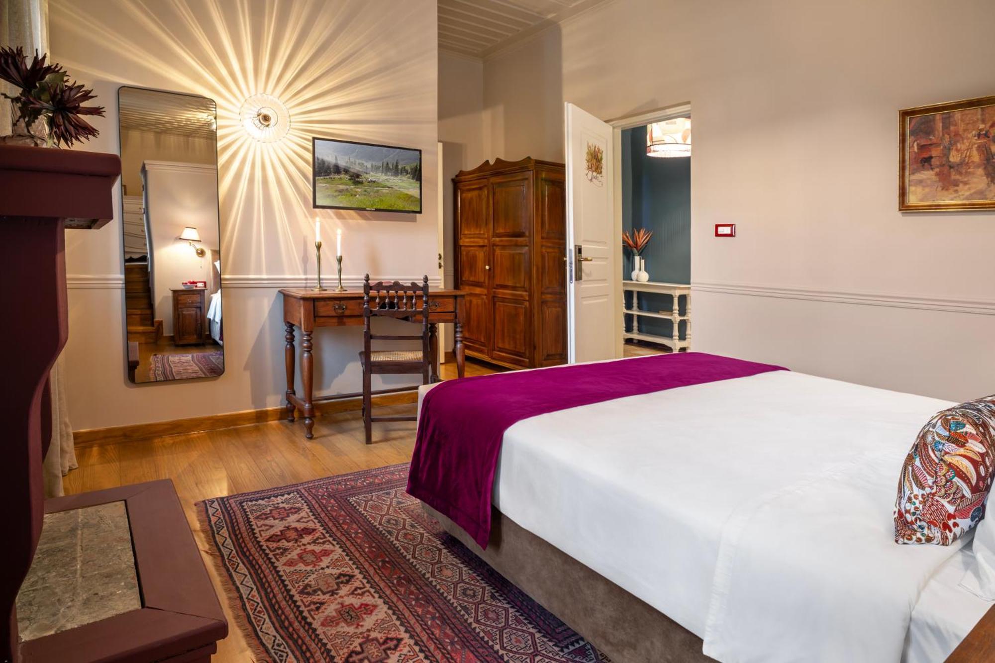 Archontiko Parnassus Dadi Otel Amfikleia Dış mekan fotoğraf
